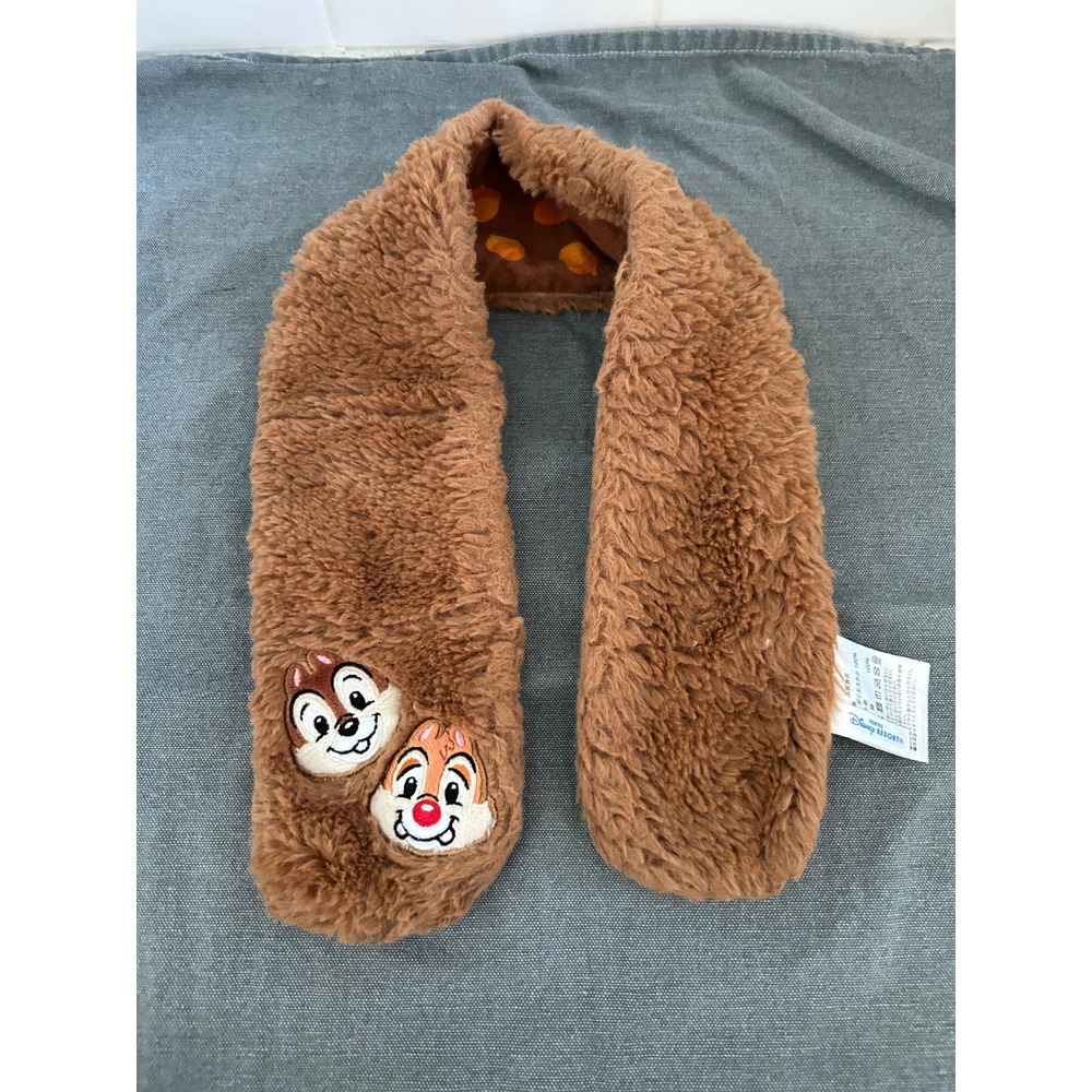 Collectible Tokyo‎ Disney Chip n Dale scarf
